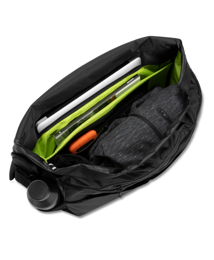 Timbuk2 Especial Stash Messenger Bag | Lifetime Warranty Timbuk2 Especial Stash Messenger Bag | Lifetime Warranty