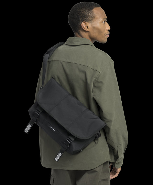 Classic Messenger Bag - Jet Black