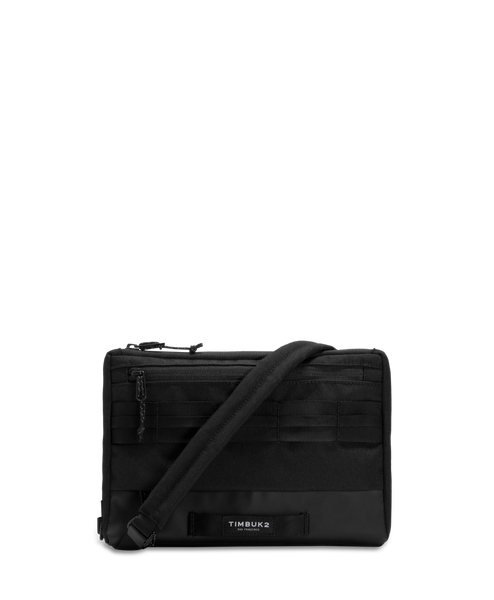 timbuk2 valencia hobo bag Tote Portmantos The adjustable and ambidextrous carry strap allows you to wear it around your chest or slung across your back Timbuk2 Valencia Hobo Bag (Bold